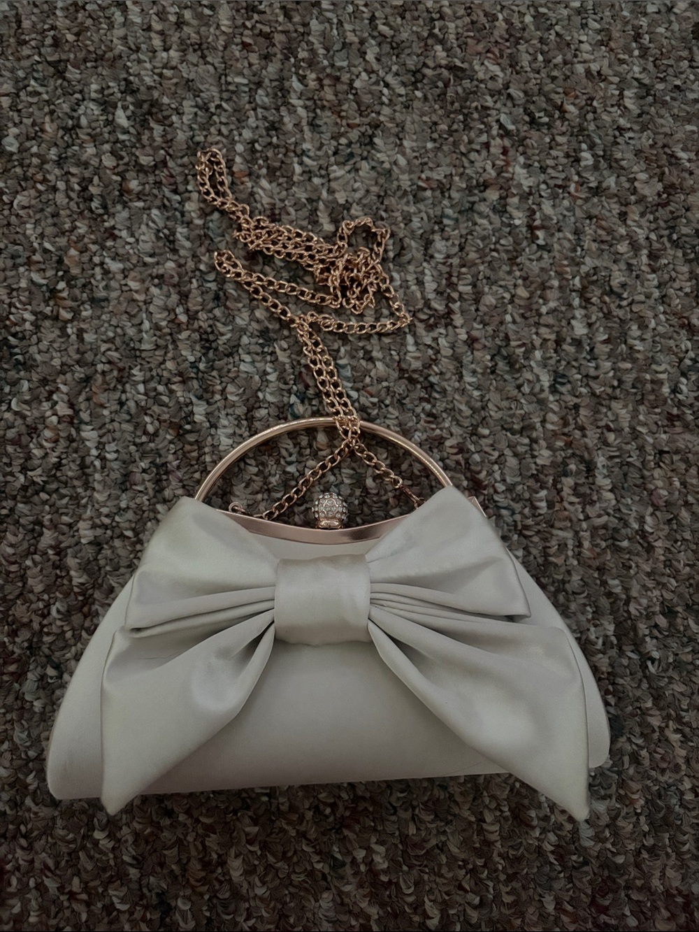 Cream Bow Clutch with Gold Chain